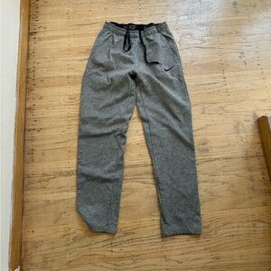 NIKE- DRI-FIT standard grey sweatpants